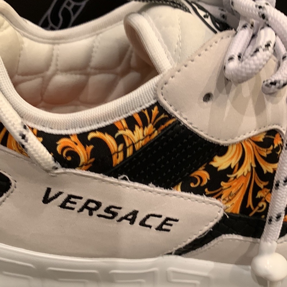 Versace Authentic Chain Reaction Sneakers 👟 - Picture 6 of 6